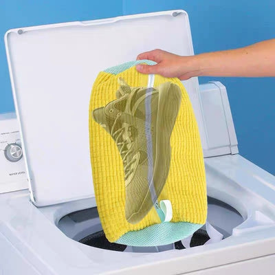 ShoeShield Pro - Protects Your Trainers, Ensures a Deep Clean.